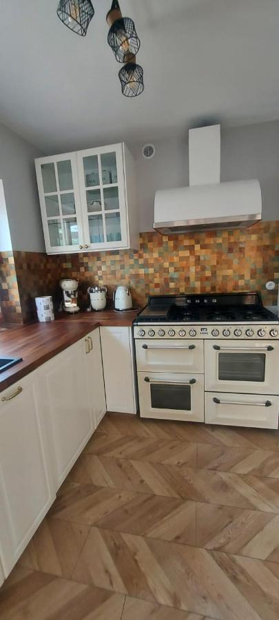 Przystanek Jeziorna 49 Villa Perlino Kültér fotó